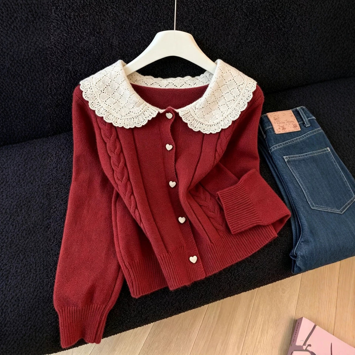 Long-sleeved sweater