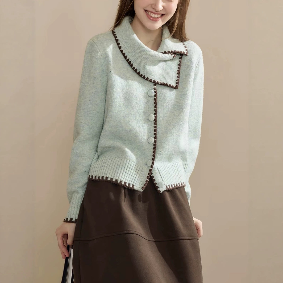 Scarf collar long sleeved sweater