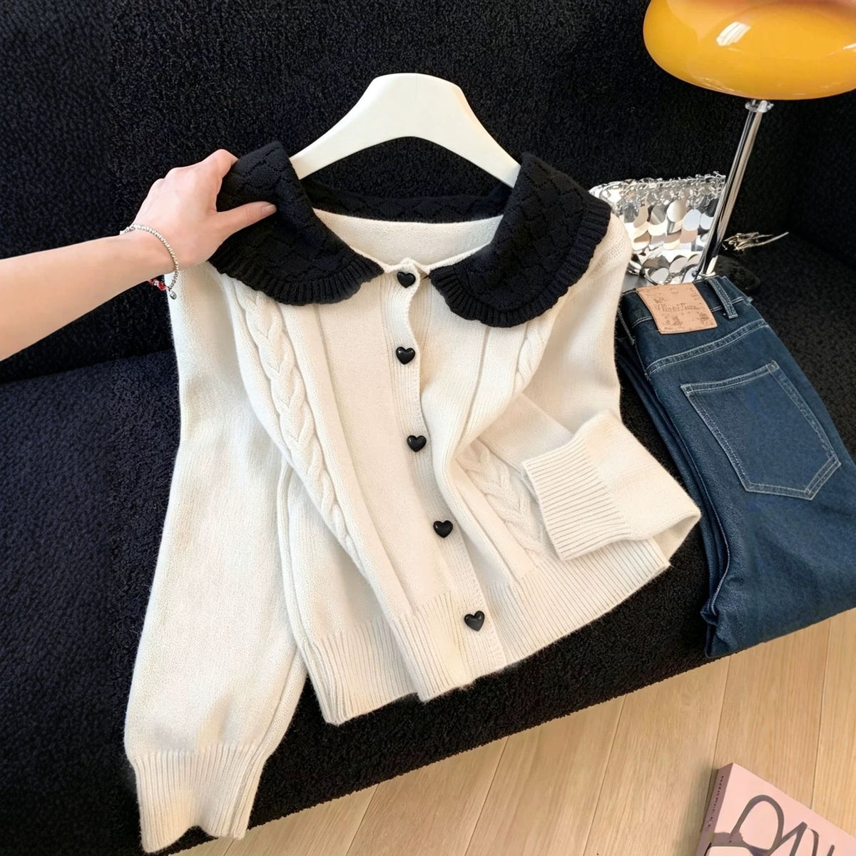 Long-sleeved sweater