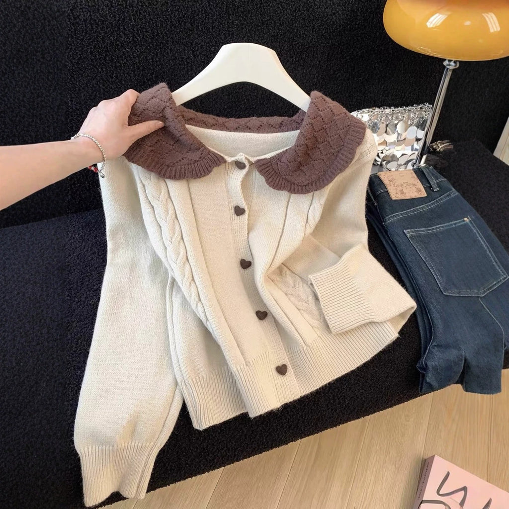 Long-sleeved sweater