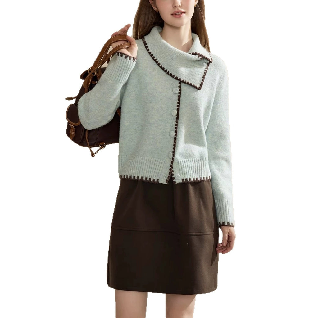 Scarf collar long sleeved sweater